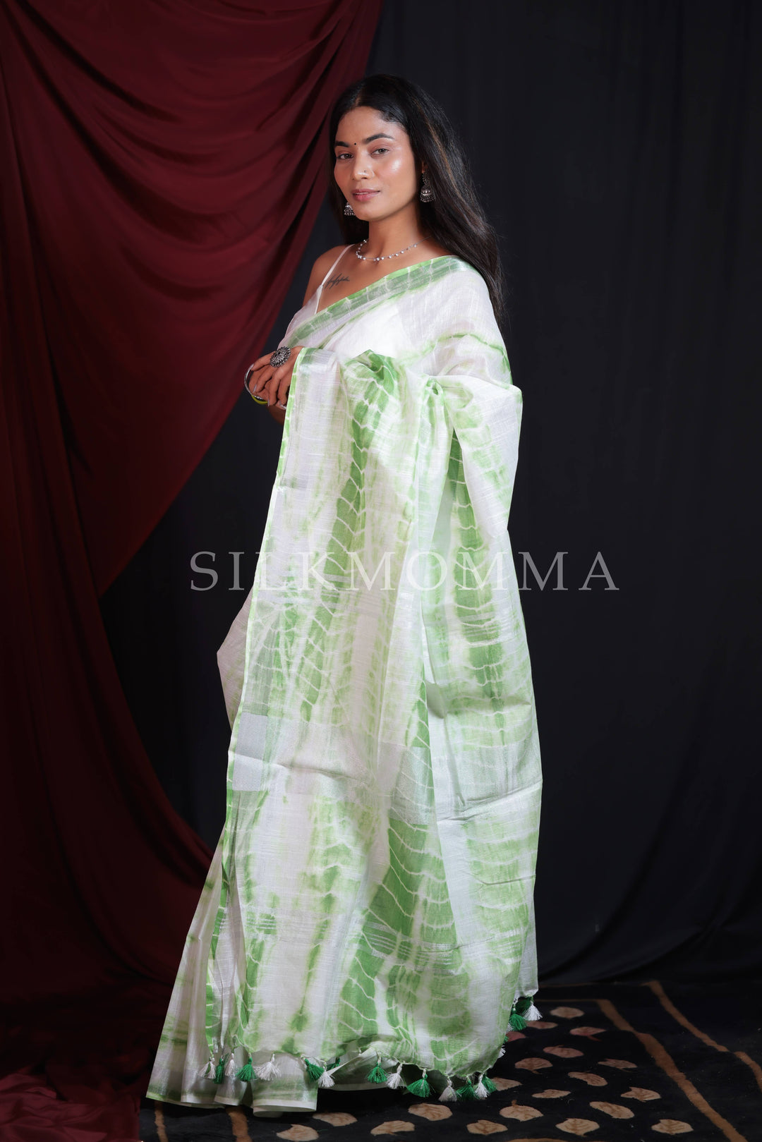 Designer Green color Tie & Dye Linen Cotton Saree with Blouse Piece