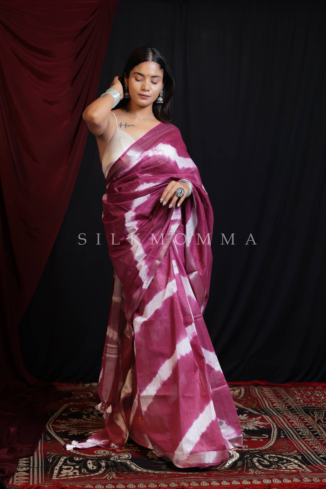 Vivid Magenta color Tie & Dye Linen Cotton Saree with Blouse Piece