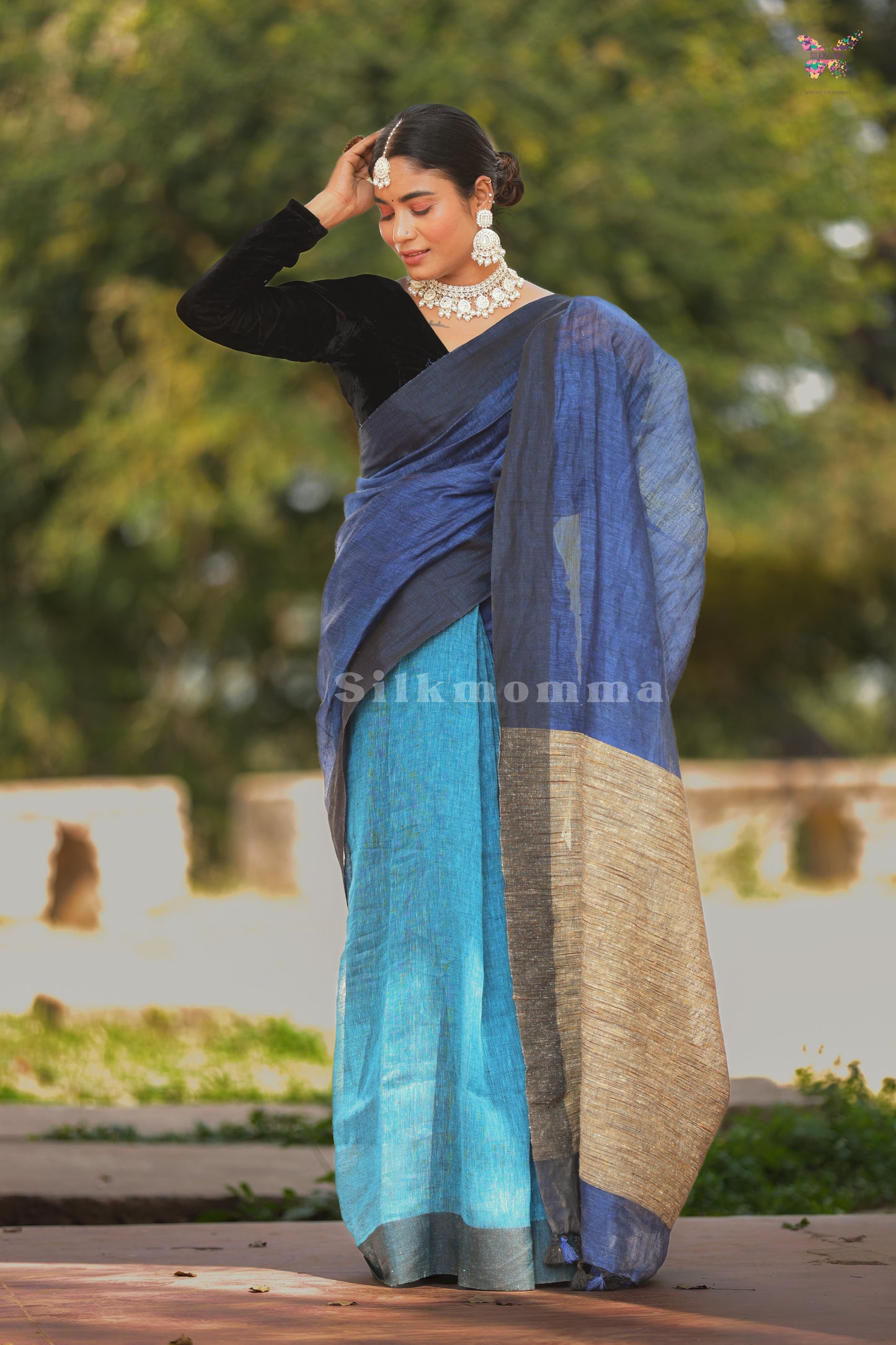 Elegant Pure Linen Blue Saree with Ghicha Pallu