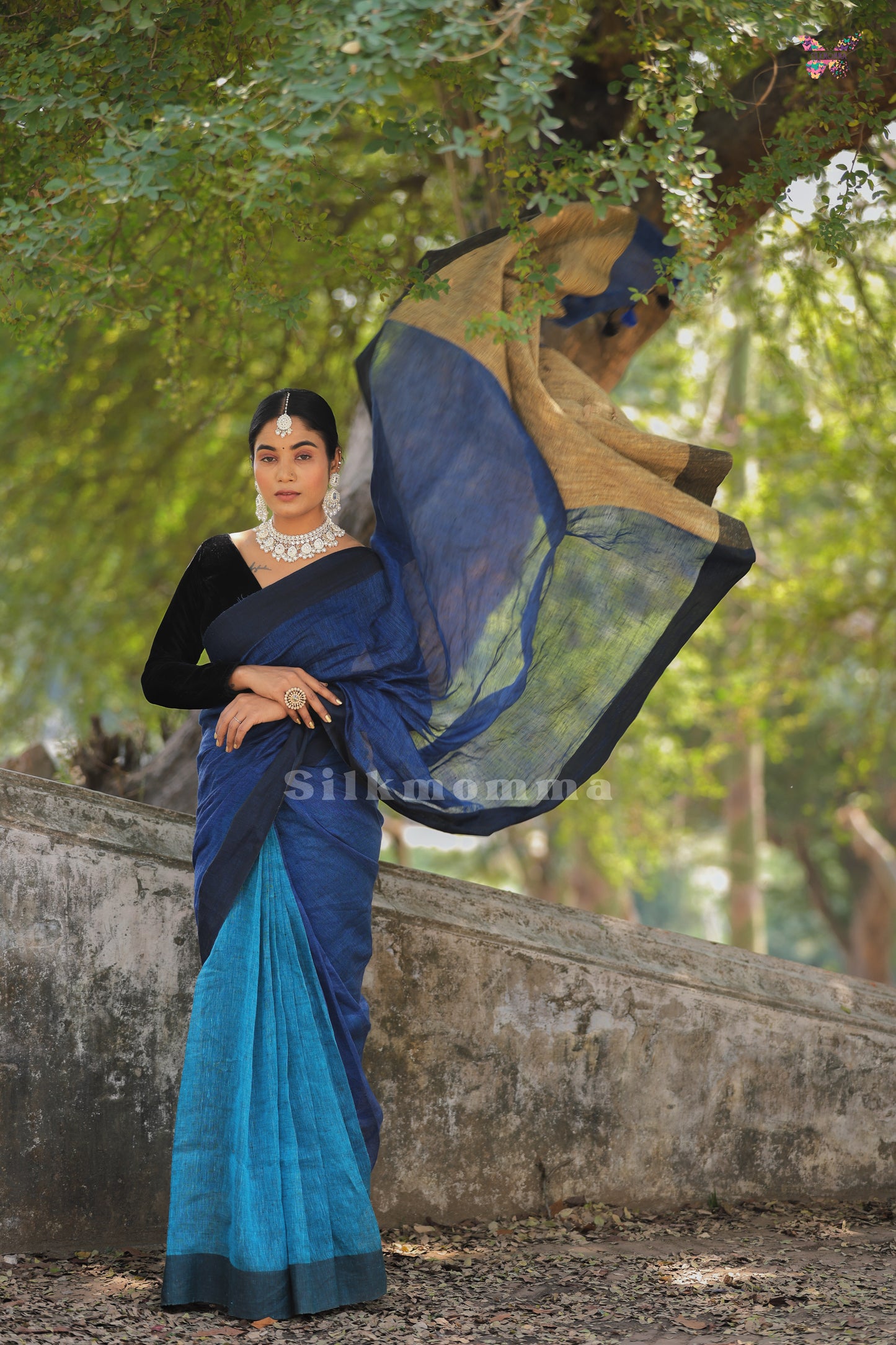 Elegant Pure Linen Blue Saree with Ghicha Pallu